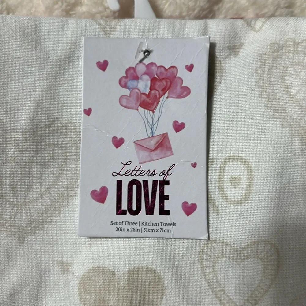 T & C Love in London White Red Pink Black Cotton Kitchen Towels set of 2